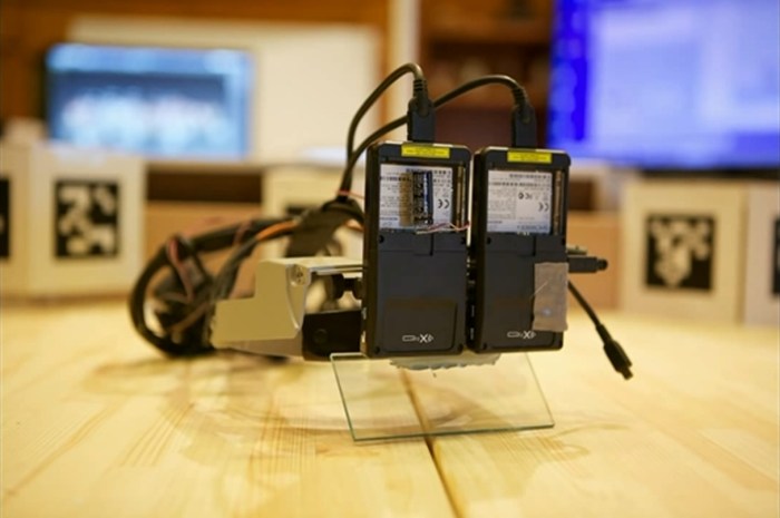 The Head Crab - Jeri Ellworths' initial approach to what became castAR (image coutesy of Jeri Ellsworth)