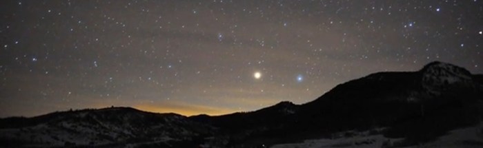 Mars at opposition: The bright disc towards the centre of this image, just above the horizon is Mars, as captured by photographer Jimmy Westlake