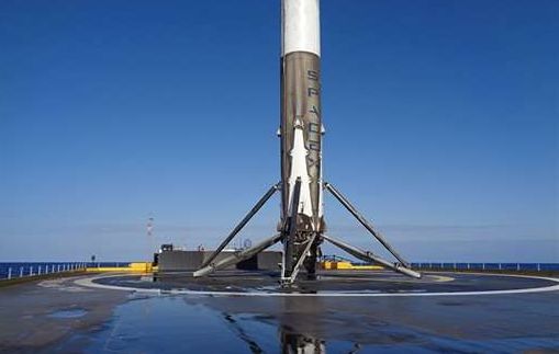 The Falcon 9 1a first stage secured on the deck of Of Course I Still Love You, following the successful May 6th landing